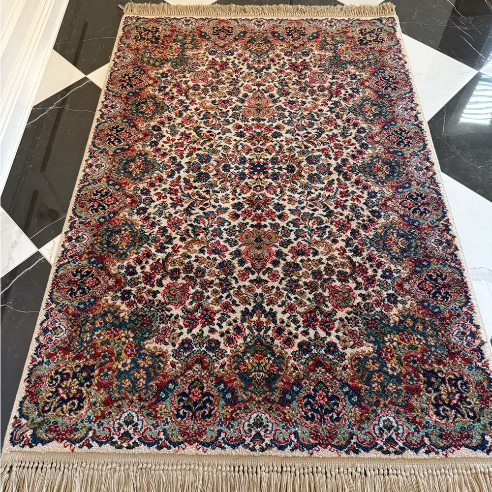 Karastan Ivory Kirman Rug 4x6 Floral Kirman #742 Wool Pile Vintage 700 Series.